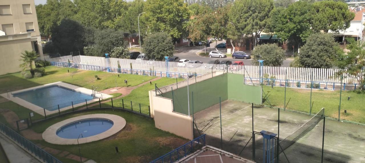 Estudio Fibes-Lux Sevilla Exteriör bild